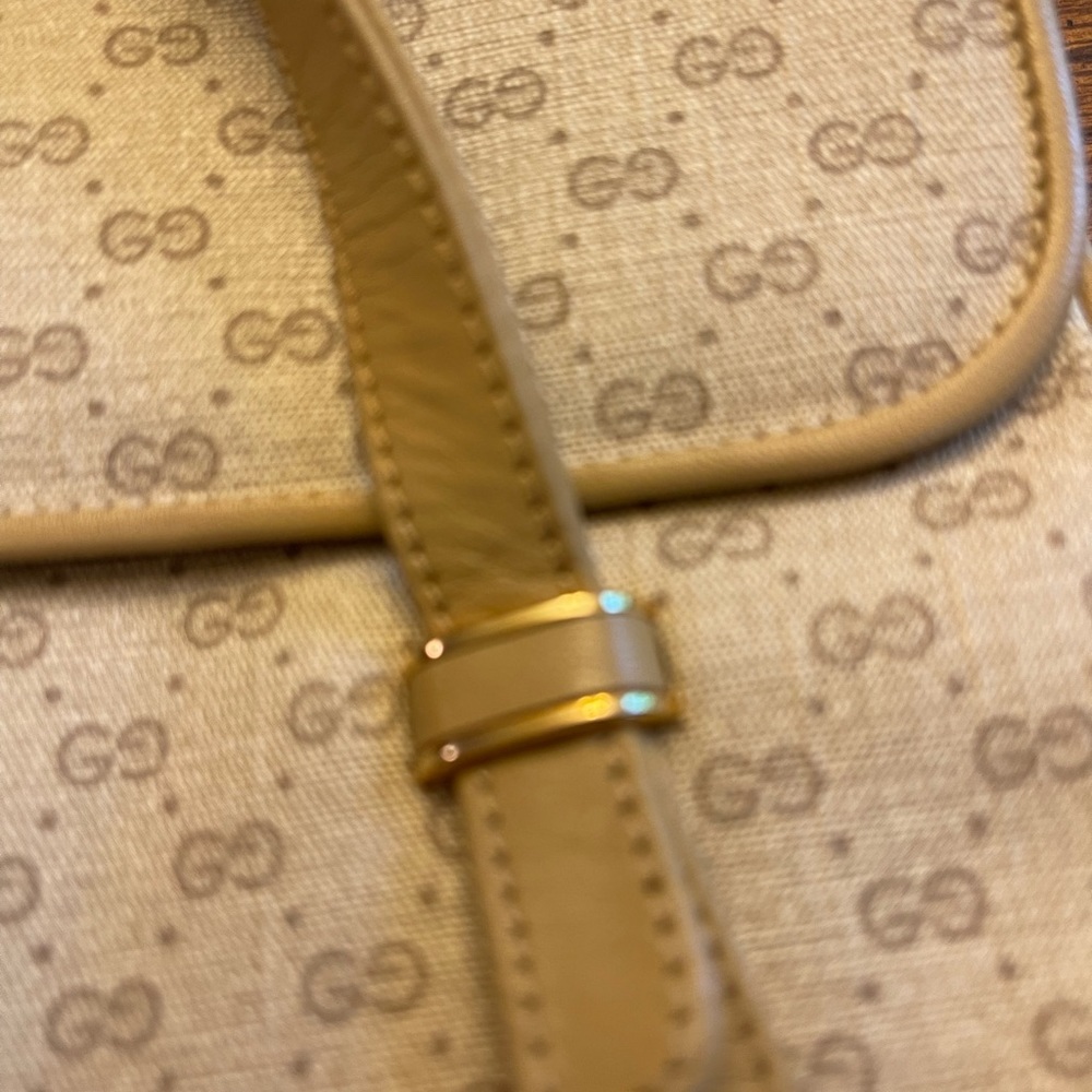 Gucci Vintage Micro GG Shoulder Bag Authenticated - Picture 11 of 17